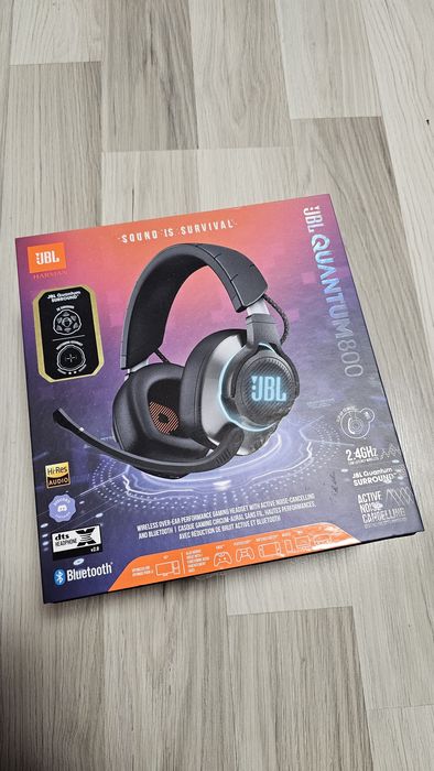 JBL QUANTUM 800 Wireless