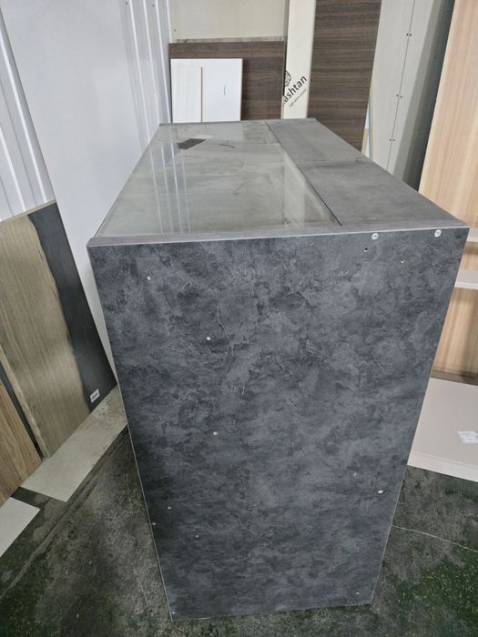 Витрина савдо учун тайор