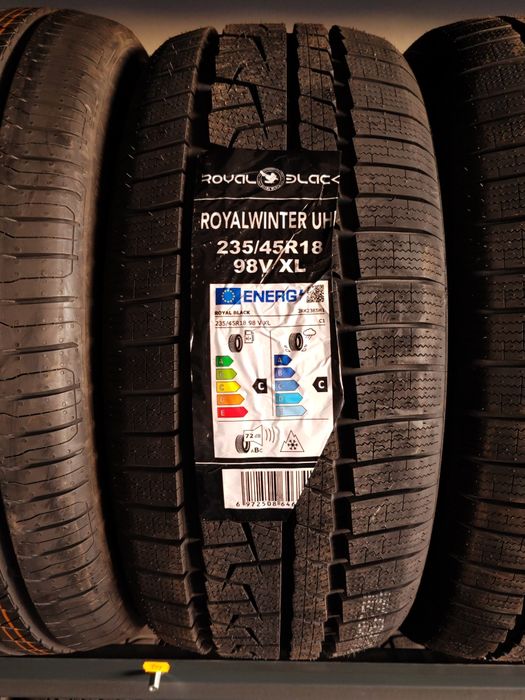 235 45 R18 iarna Anvelope Cauciucuri Continental noi 8mm DOT 2025