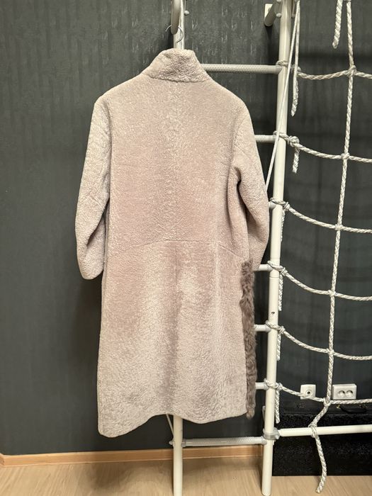 Продаю шубу новую