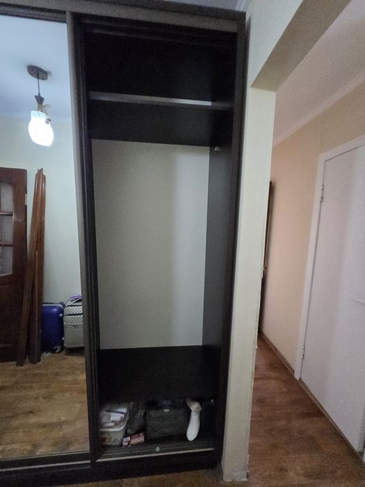 Продаётся раздвижной шкаф