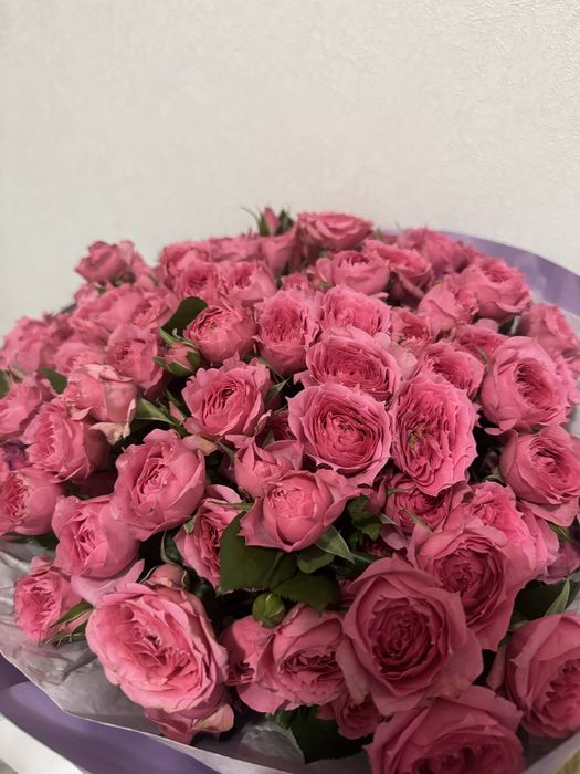 букет из кустовых роз