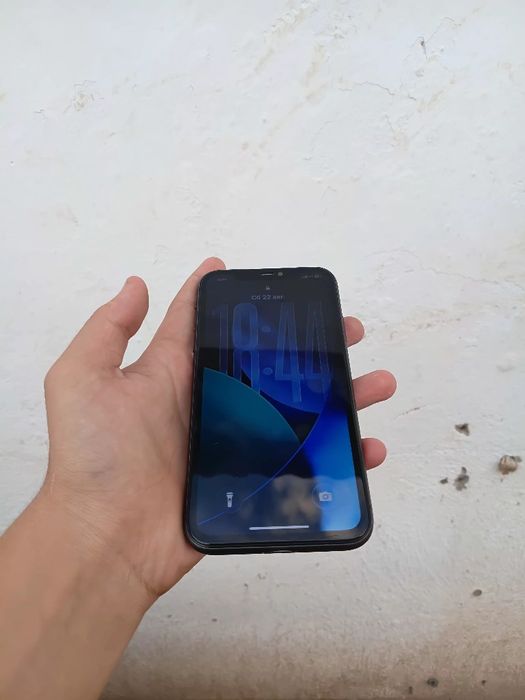 IPhone 11 ёмкость 77%