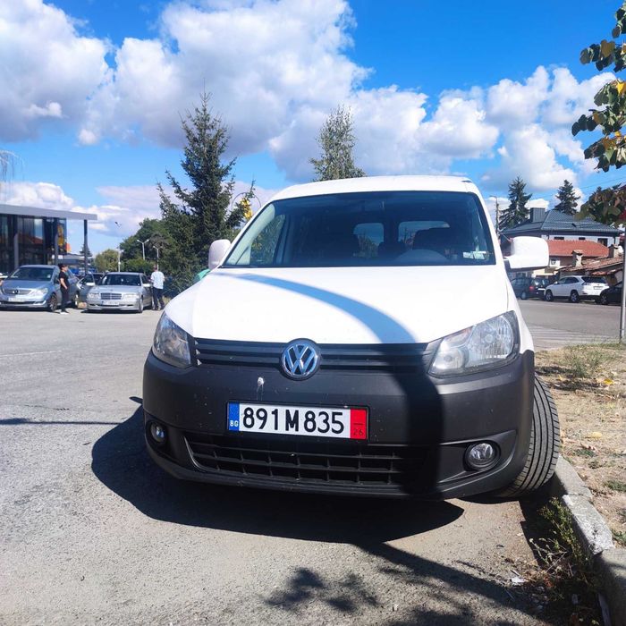 Продавам Volkswagen Caddy
