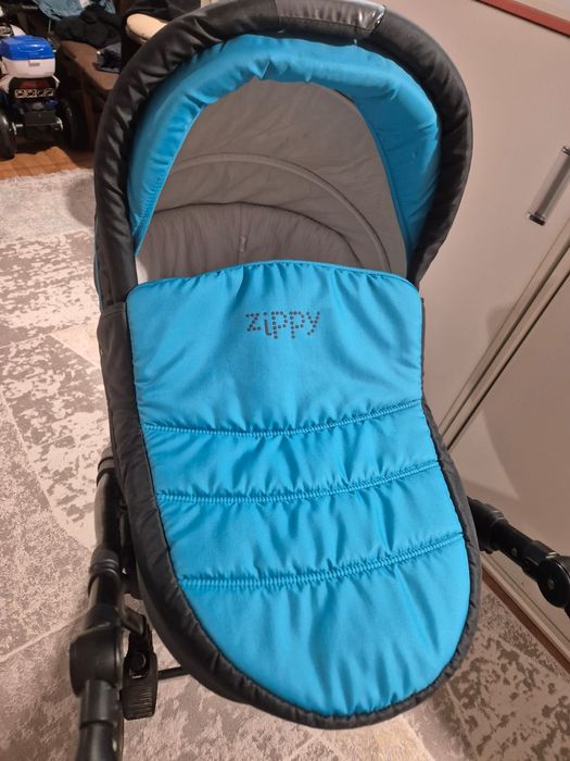 Коляска 2 в 1 в идеале.