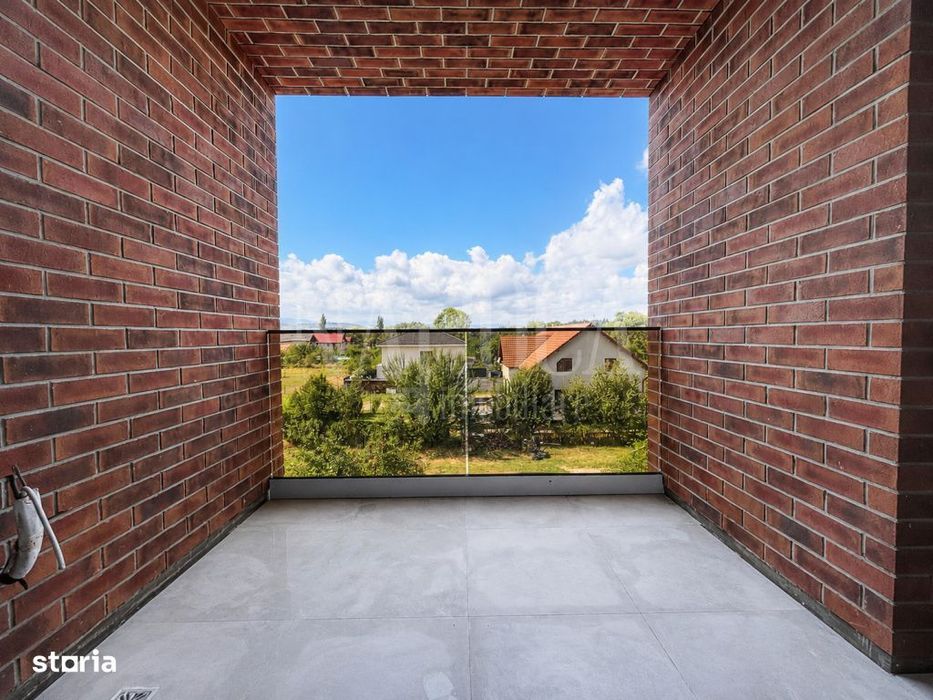 Apartament o camera de vanzare in Floresti — fotografia 1