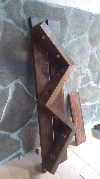 Поставка / стойка за бутилки вино