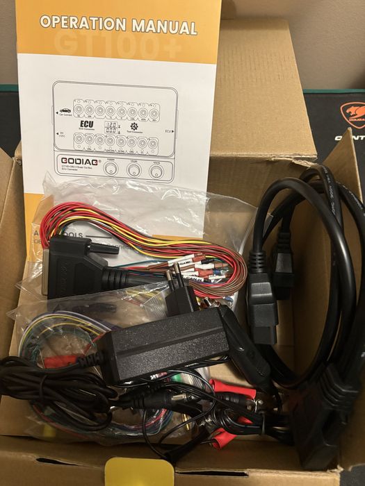 Godiag GT100+ с дисплей OBD Breakout Box / Bench Tool