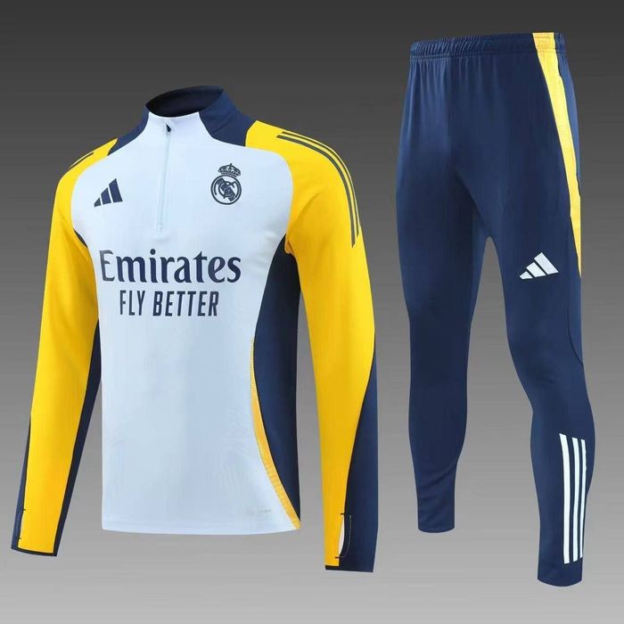 Форма спортивная с длинными рукавами