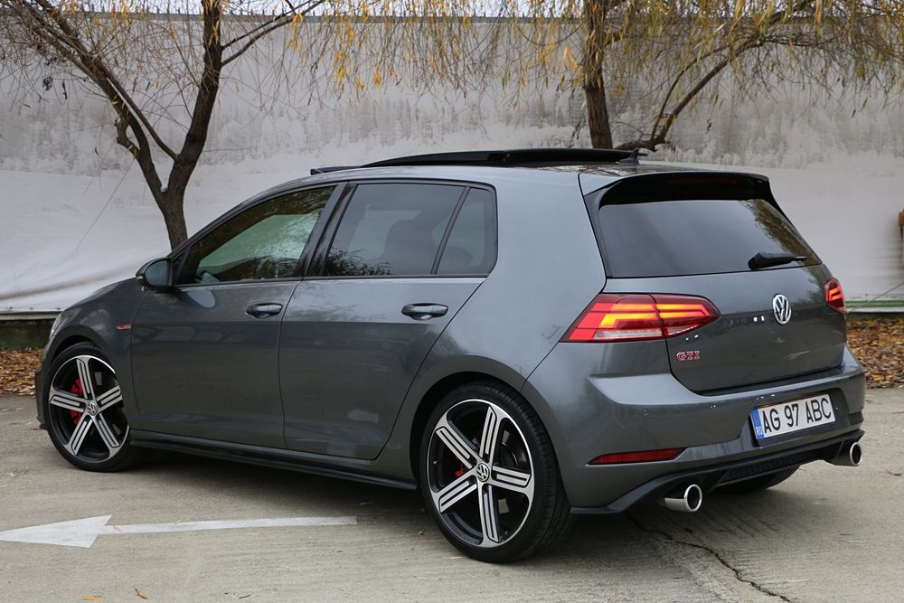 VW Golf 7.5-Facelift  GTi -245cp.Panoramic .cockpit