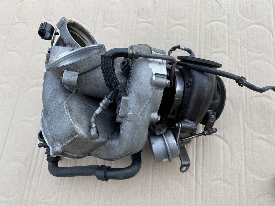 Turbo / Turbina BMW Seria 5 7 , X5 X6 M50 3.0 381 : 8506382