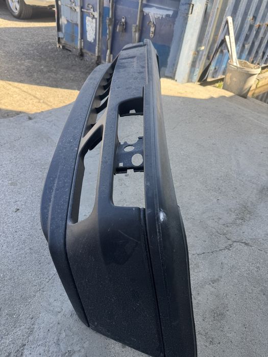 Бампер передний Гольф 3