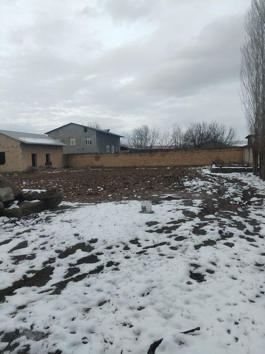 Йер сотилади 4 остиги нархи келшилад