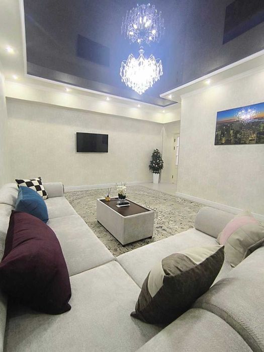 жк Саламатина  3/8/10  Новостройка  100м²