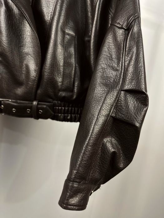 Дамско късо кожено biker яке в два цвятa