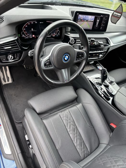 BMW Seria5  M-Pachet  Plug-in Hybrid  X-Drive  An 2022 luna 10  KM 88000