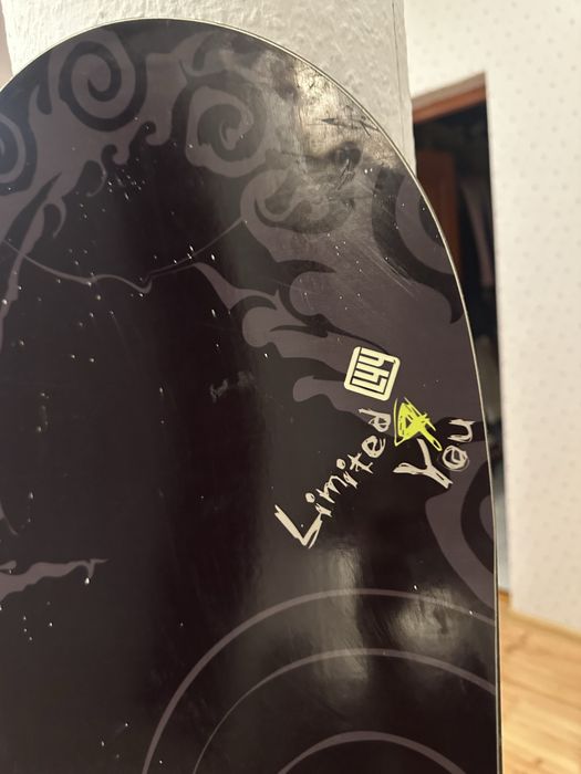 Placa snowboard limited 4 You