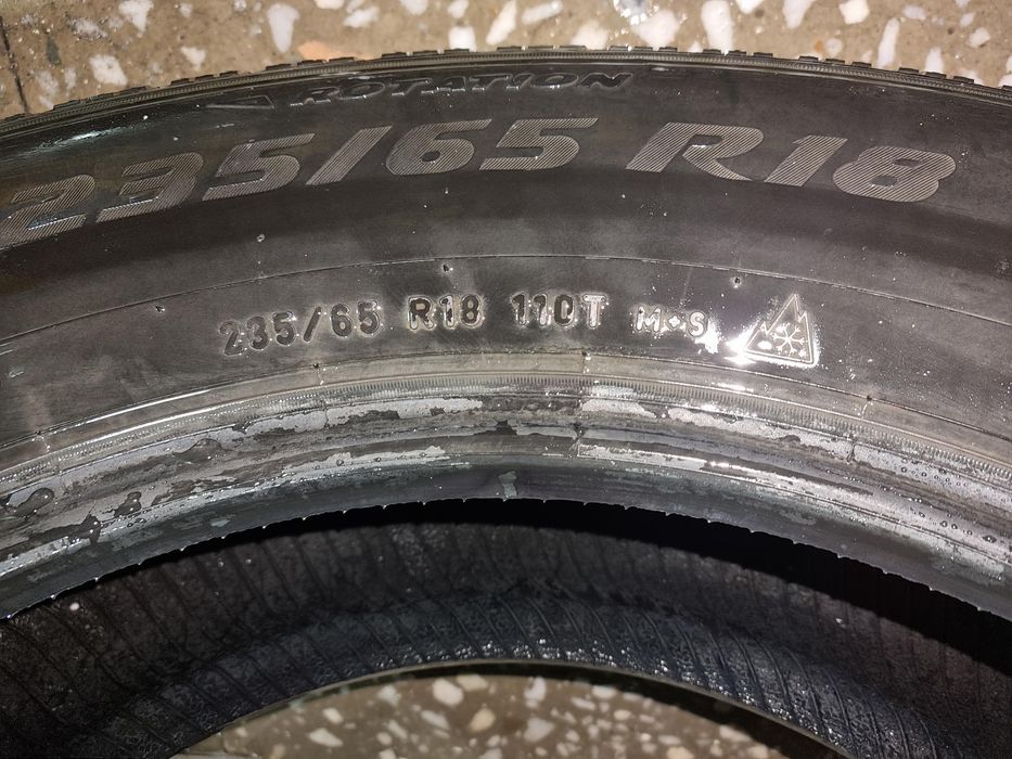 Зимние шины PIRELLI липучки 235/65/18