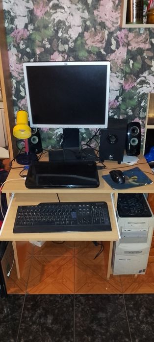 Запазени Офис-Бюра и други