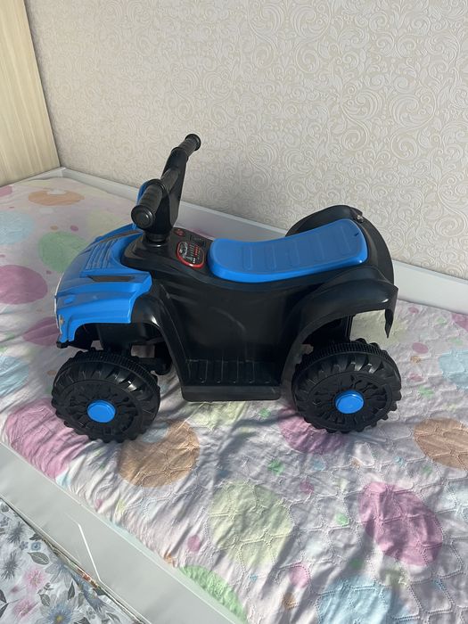 Продается детская машина