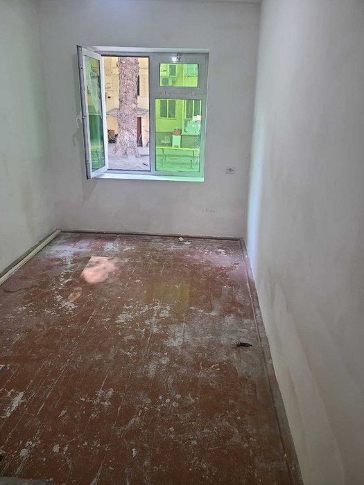 Sarboz kuchada dom 41a/3kv sotiladi