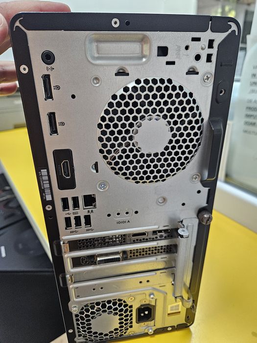 Unitate Gaming  HP i 7 10700 ,rtx 2060 super 8 gb