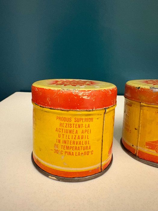 cutie pt vaselina autovehicul PECO Ucrarom 2 buc perioada comunista