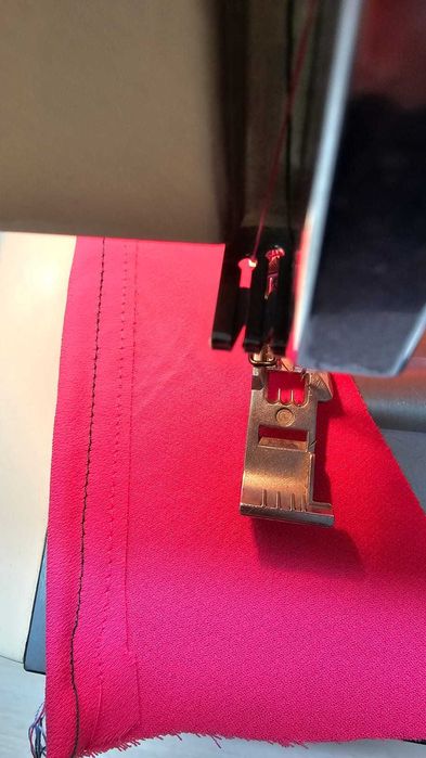 Продаётся коверлок