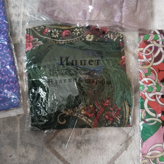 Платки женские новые