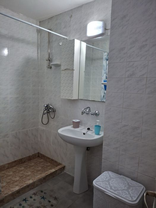 Дава се под наем Двустаен апартамент в Плевен, Идеален център - 75 кв.м за 382.5 € - Снимка #8