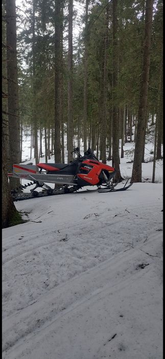 Snowmobil Polaris PRO RMK 800