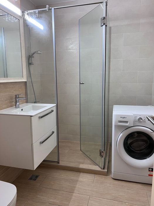 Vând apartament  2 camere Aviatorii 2