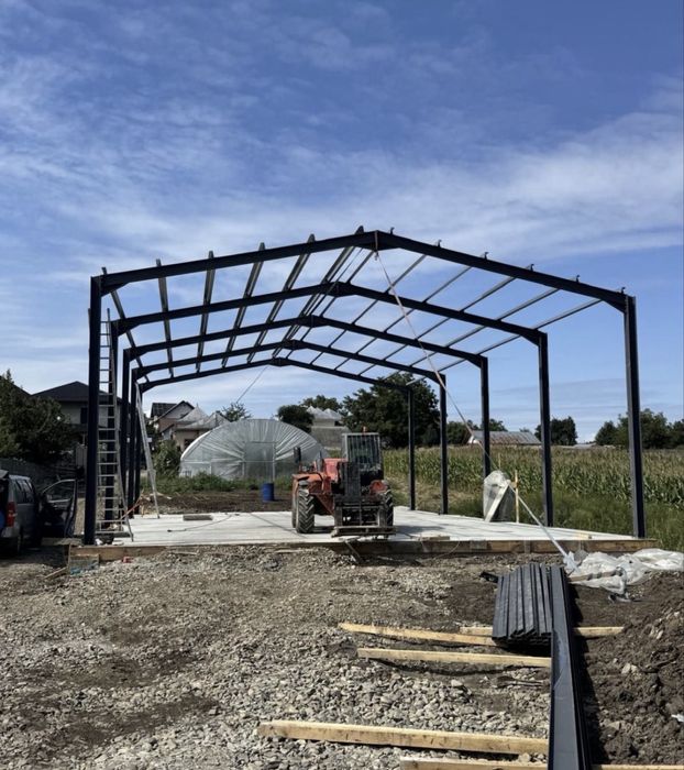 Vand hala metalica de 12 m x20 m x5 m din profil ipe de 200