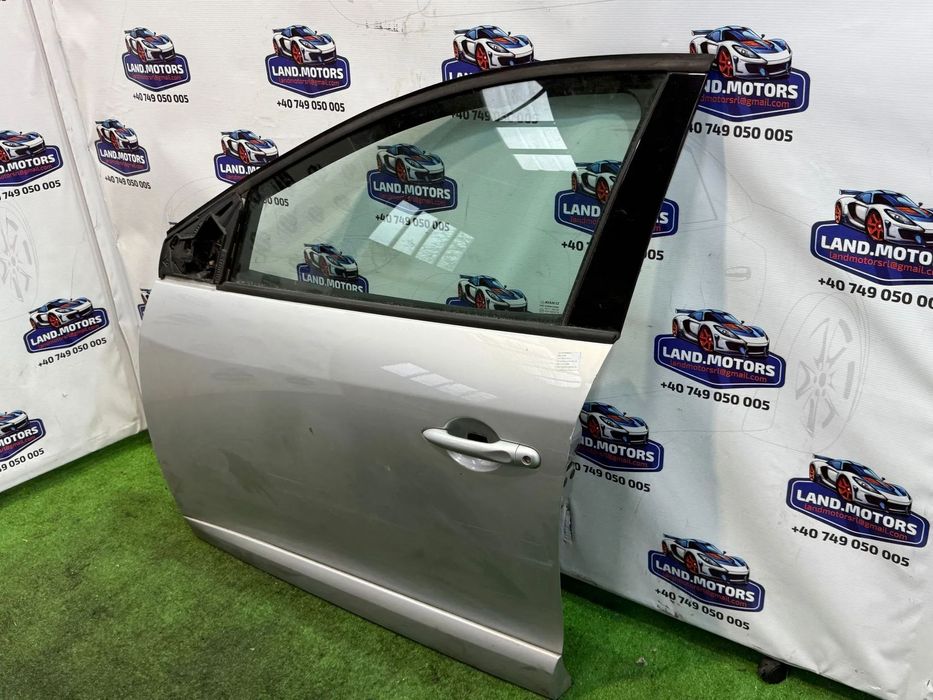 USA PORTIERA FATA STÂNGA RENAULT MEGANE III B95 1.6 DIESEL 2014 / HATCHBACK 2008-2016