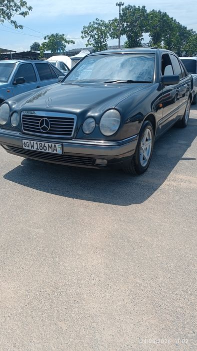 Mersedes benz w 210