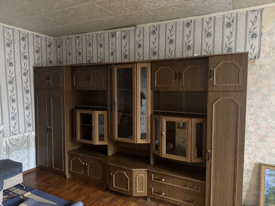 Стенка срочно мебель