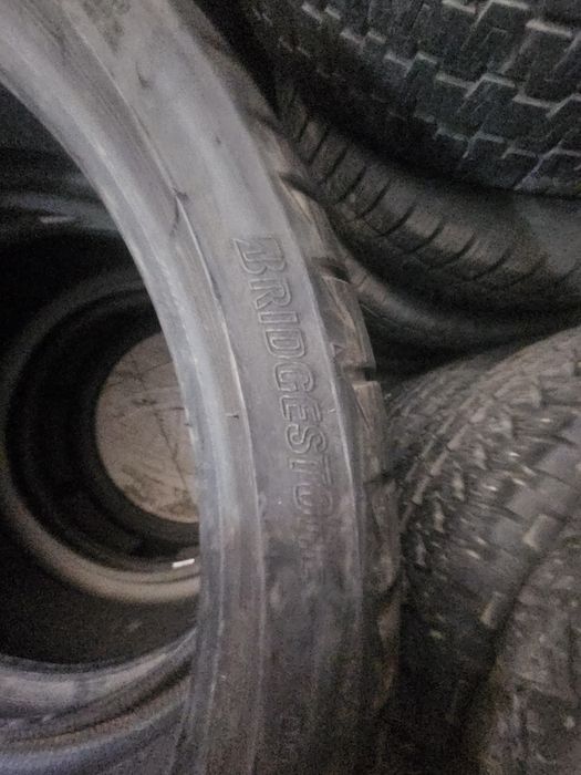 255 35на  21 шины летние