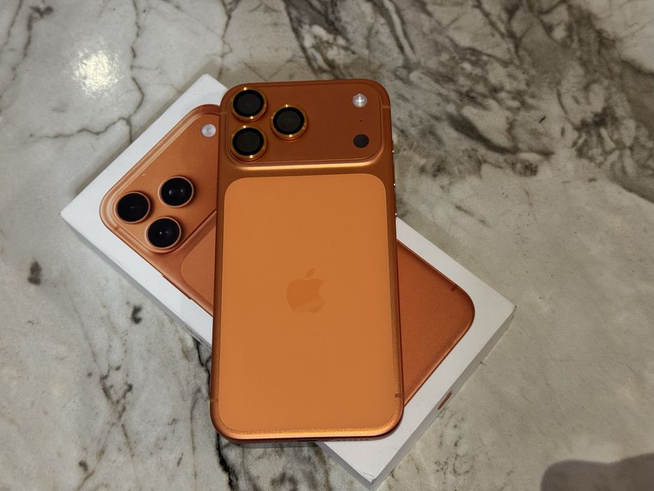 iPhone 17 Pro Max 512GB Cosmic Orange • Батерия 100% •  Брой Цикли 32 Международна гаранция
