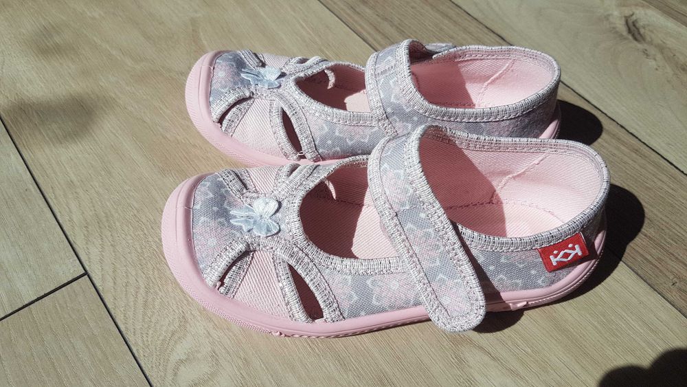 Детски пантофи Колев и Колев