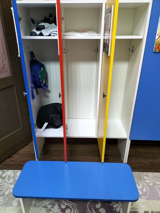 Продам детский стул, шкаф с лавочки