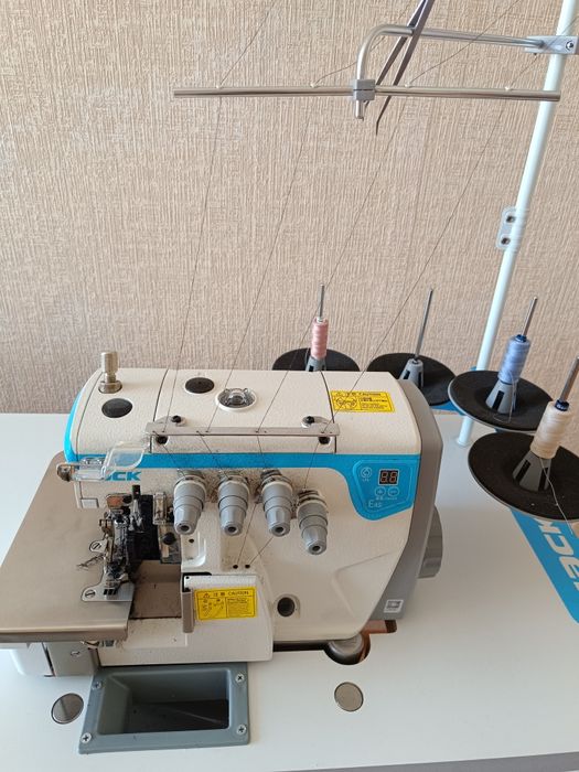 Оверлог Jack E4s