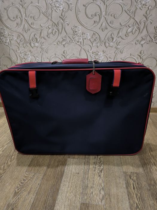 Чемодан германского производства, матерчатый