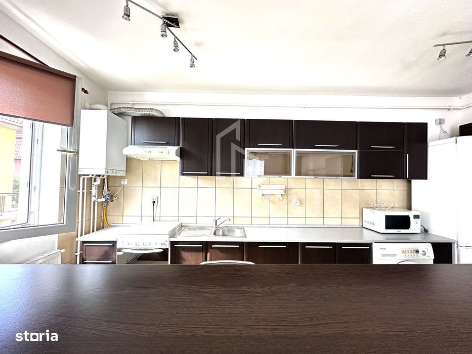 Apartament la etaj intermediar | Garaj | Boxă | Buna Ziua