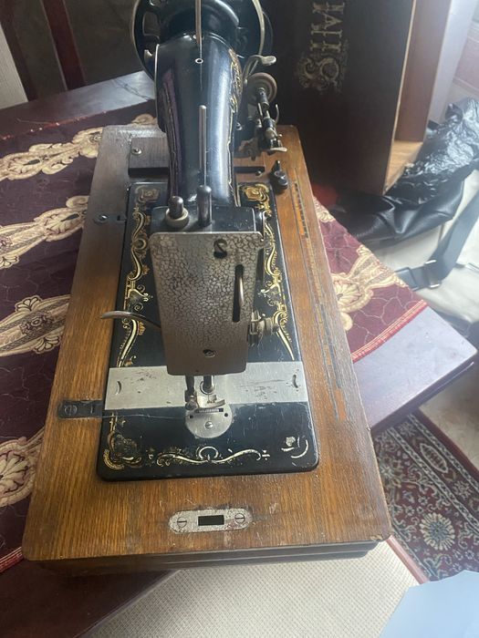 Продавам шевна машина
