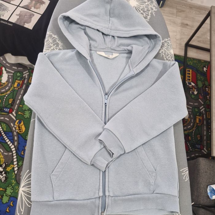 Hanorace H&M mărimea 122/128 (ultimul sinsay mărimea 122)