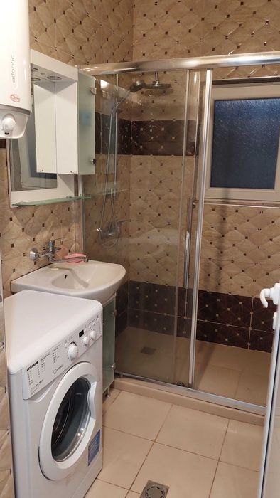 Дава се под наем Тристаен апартамент в Павликени - 100 кв.м за 408 € - Снимка #7