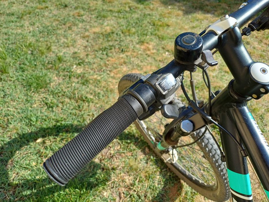 De vânzare bicicletă pentru adolescenți