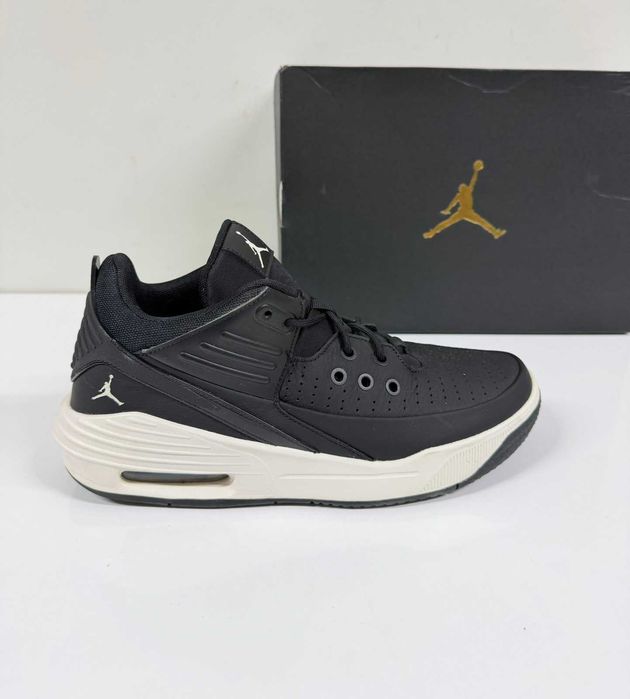 Jordan Max Aura 5