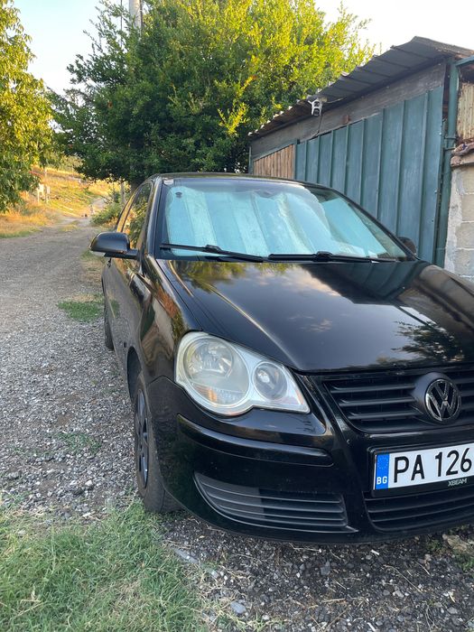 Автомобил VW Polo