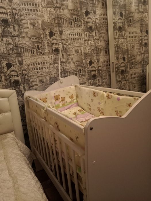 Продаётся Манеж детский.